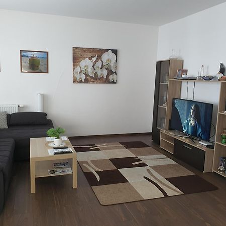 Park West Apartment - Free Parking ブダペスト エクステリア 写真